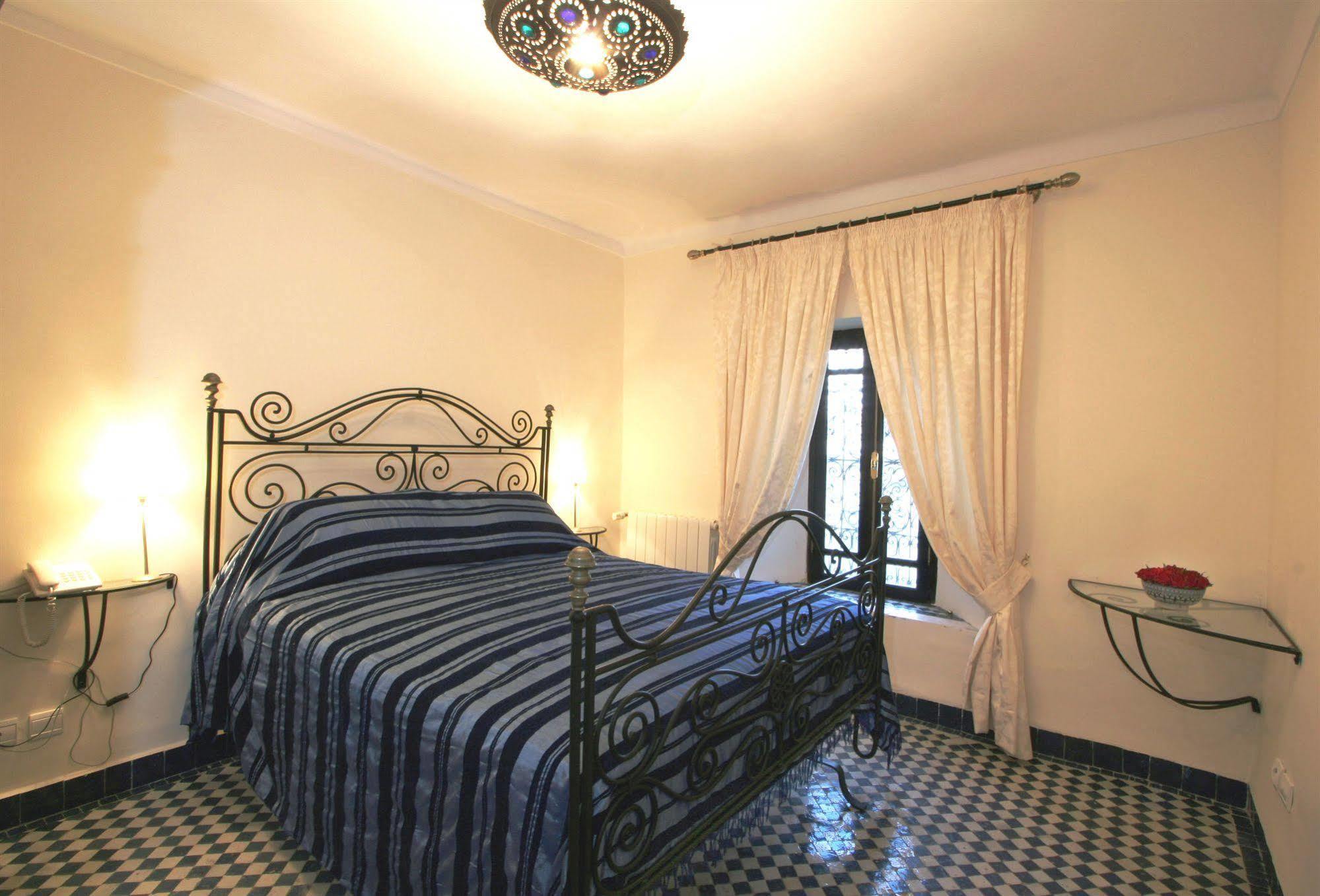 Riad Misbah Фес Экстерьер фото